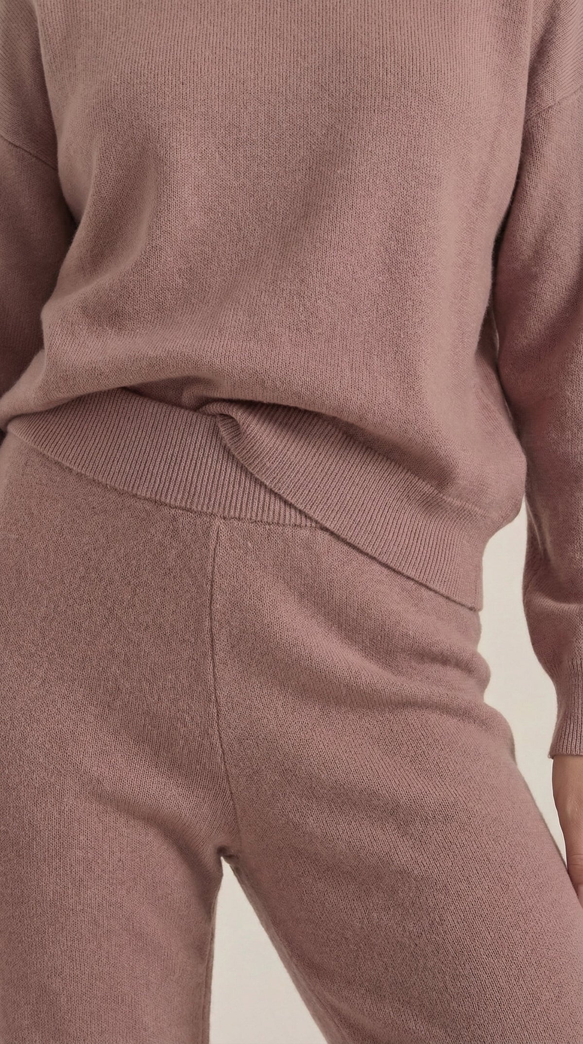 Conjunto de estar por casa de punto Mavis con cuello alto